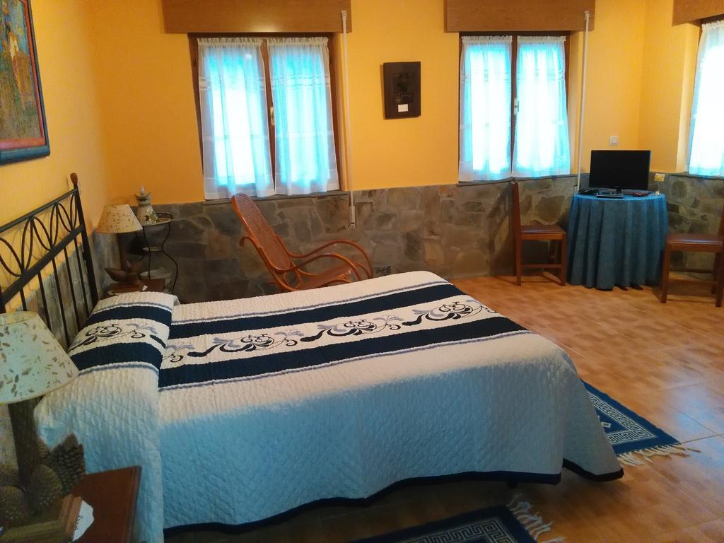 Apartamentos Rurales Casa El Caminero Meras Ngoại thất bức ảnh