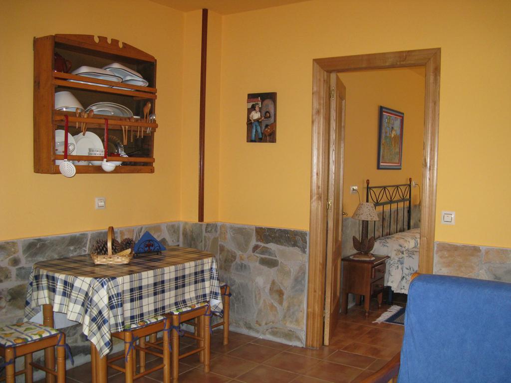 Apartamentos Rurales Casa El Caminero Meras Ngoại thất bức ảnh